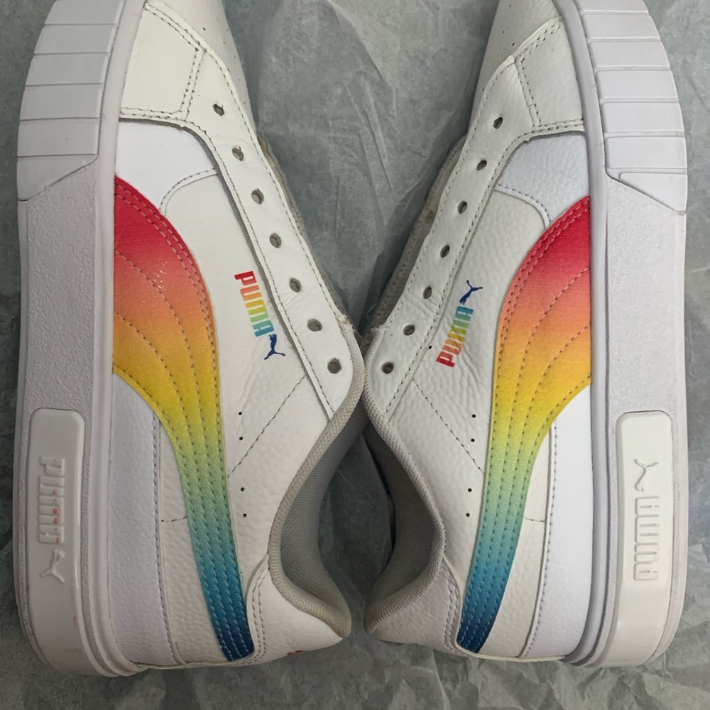Woman’s Puma Shoes